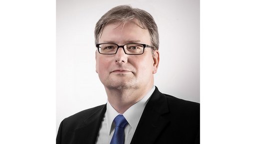 Portrait Professor Ralf Knackstedt