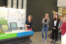 Technikatinnen zu Besuch bei der Umweltstiftung