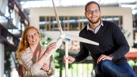 Mareike Vogt hat zusammen mit Nico Voigt den Master-Studiengang Wirtscha!singenieurswesen mit dem Schwerpunkt Energiewirtscha! am Campus Lingen studiert. FOTO: OLIVER PRACHT